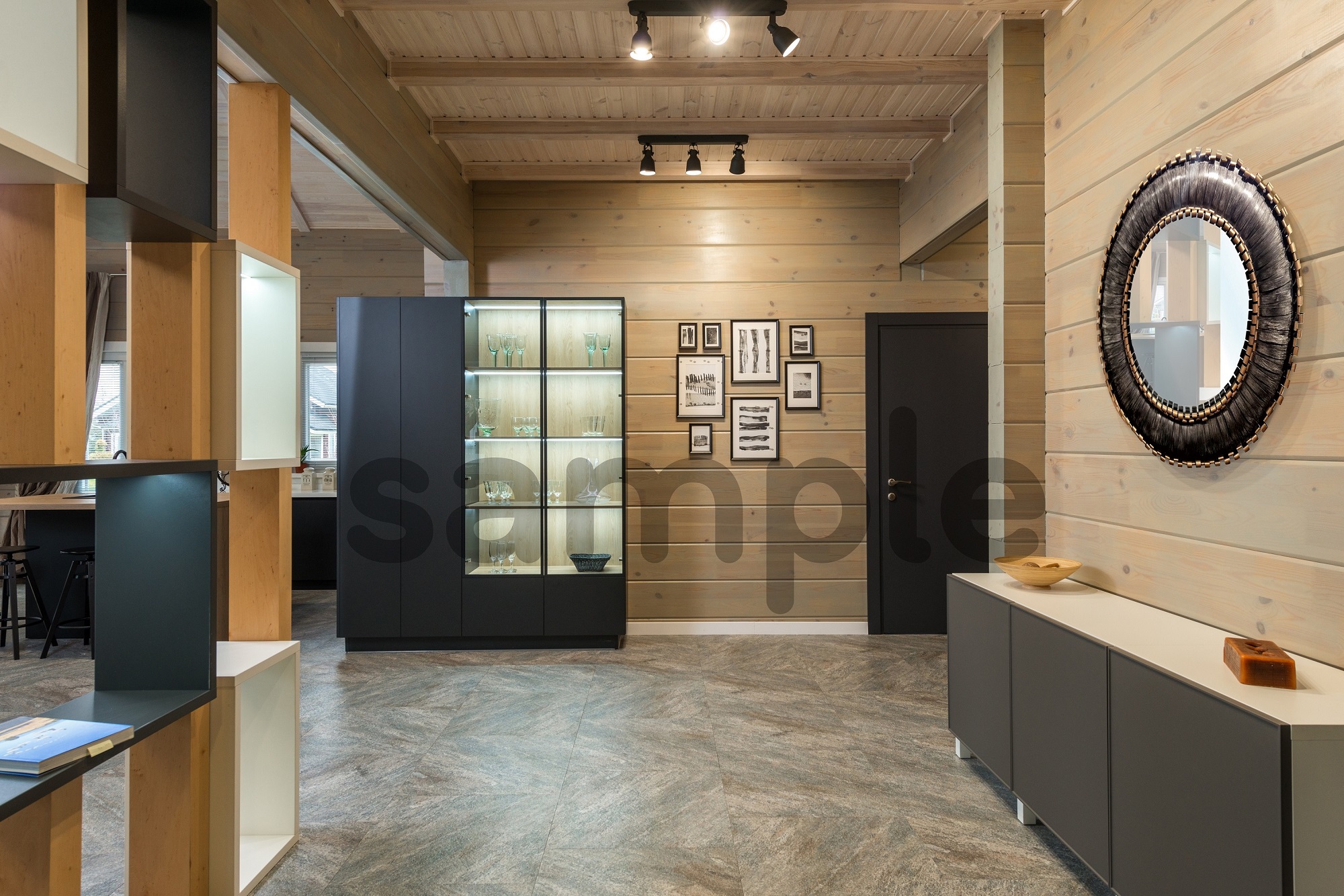 Gradient Metal Chain Mirror - Image 4