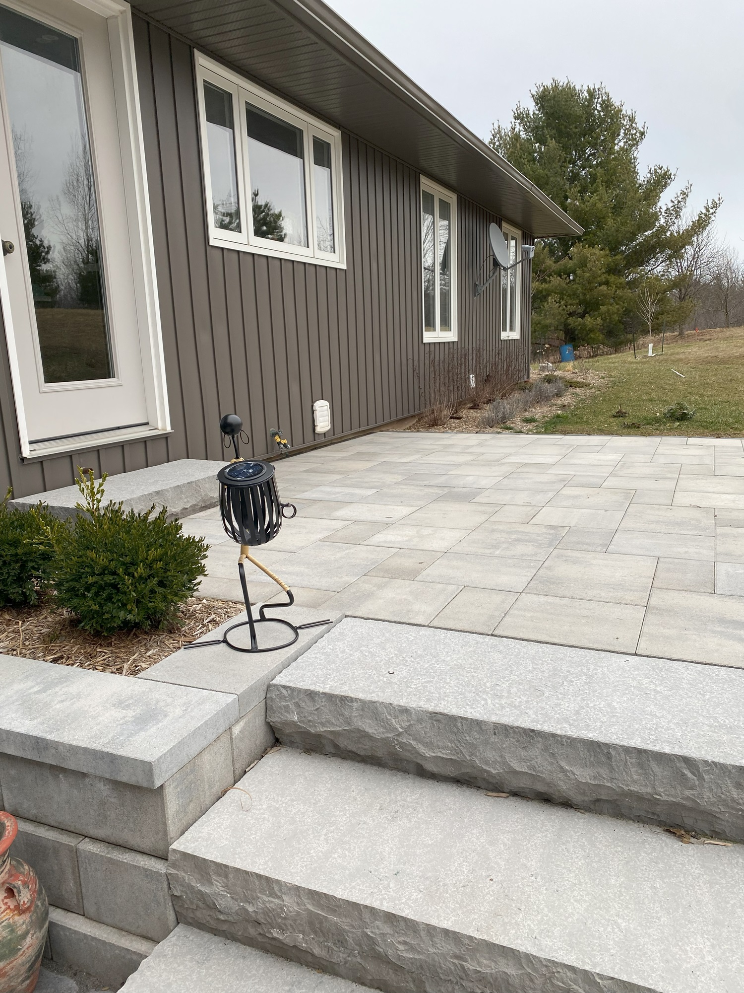 Abstract Tribal Lady Figurine Sculpture Lunging with Solar Light - Image 5