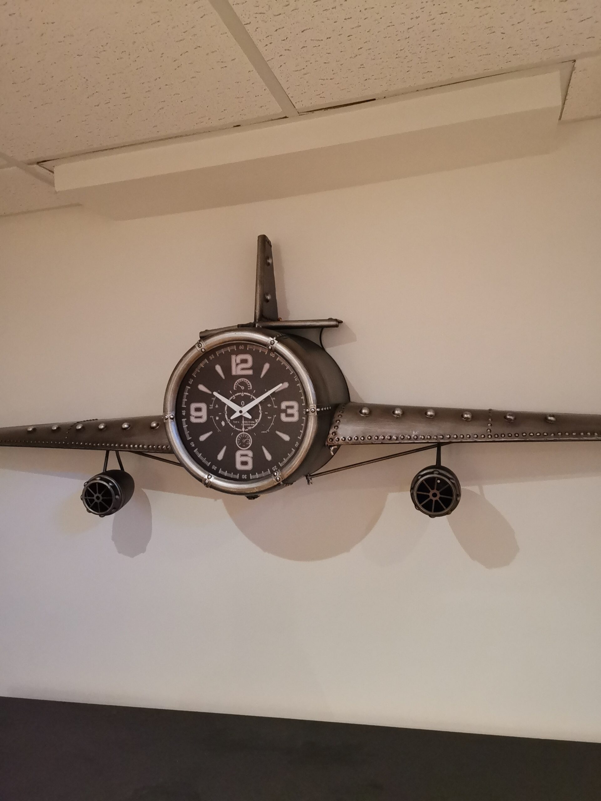 Airplane Clock - Large Silver Vintage Fighter Wall Clock - Image 7